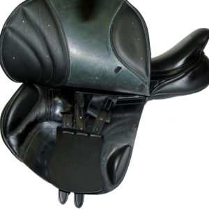 Albion K2 Jump Saddle