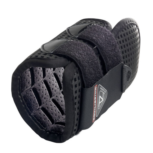 equilibrium tri zone brushing boots