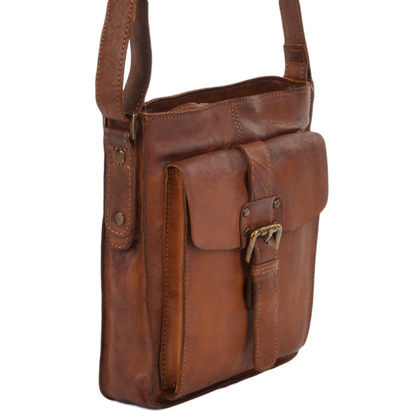 Ashwood Leather Stratford Milled Vt Medium A4 Body Bag in Brown